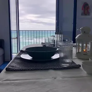  Apartment Il Mare In Un Bicchiere